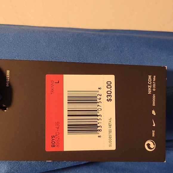 Nike Dri-Fit long sleeve - Picture 2 of 4